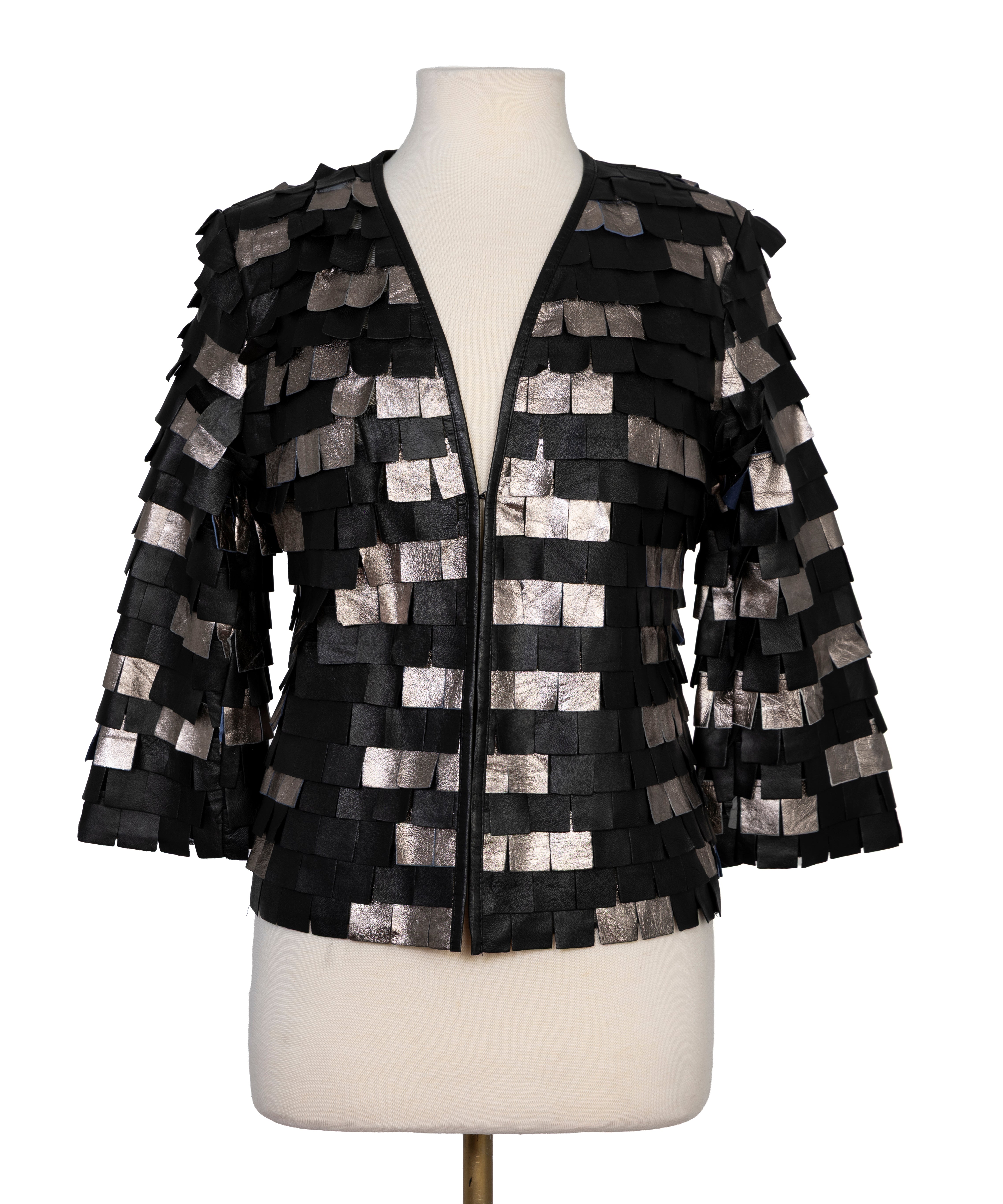 SQUARE FRINGE BOLERO