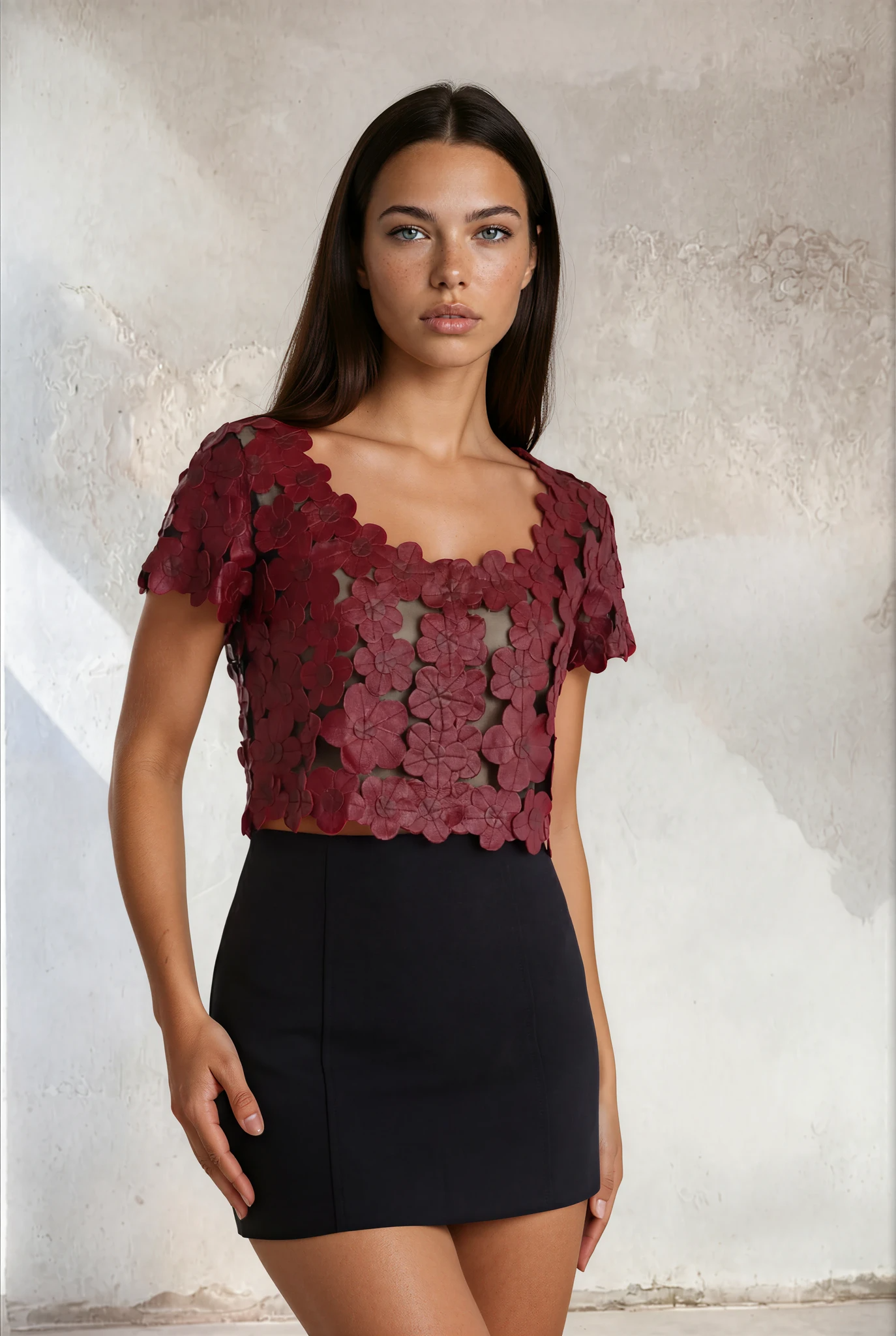 DAISY CROPPED OPEN FRONT TOP